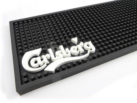 carlsberg bar runner koktajl mat rozlany barman bar mat 